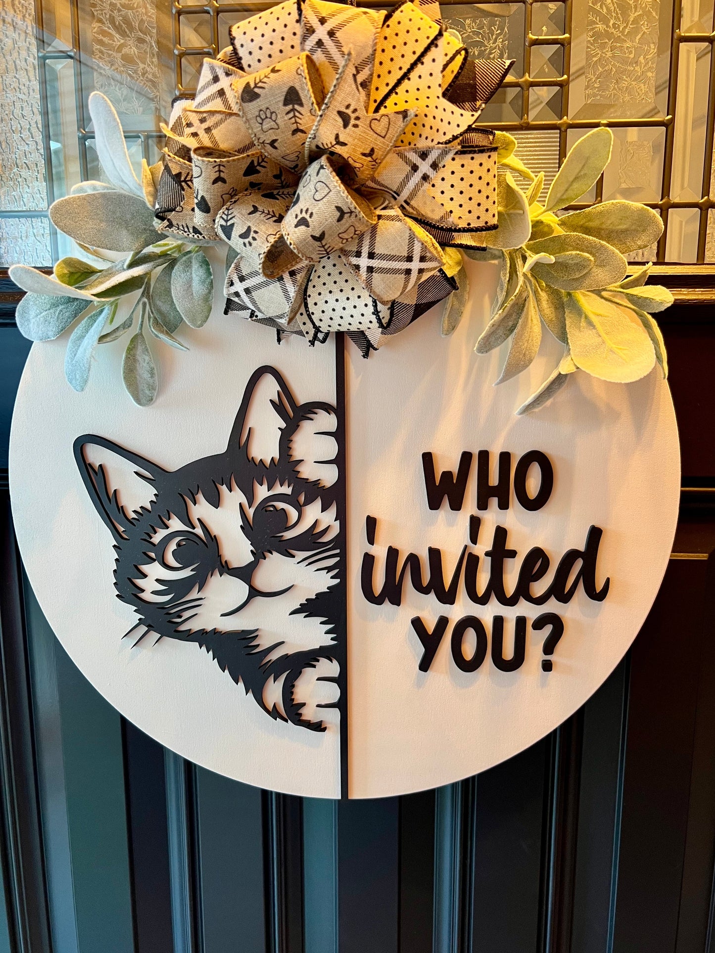 “Funny cat door hanger with peeking cat design and ‘Who Invited You?’ text, handmade pet welcome sign”